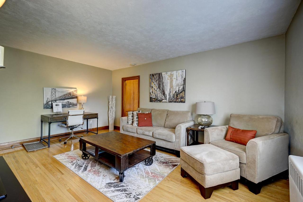 Apartmán Parkside House Barrie Exteriér fotografie