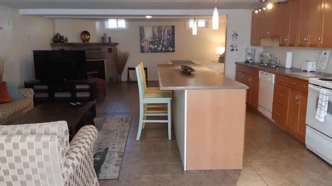 Apartmán Parkside House Barrie Exteriér fotografie